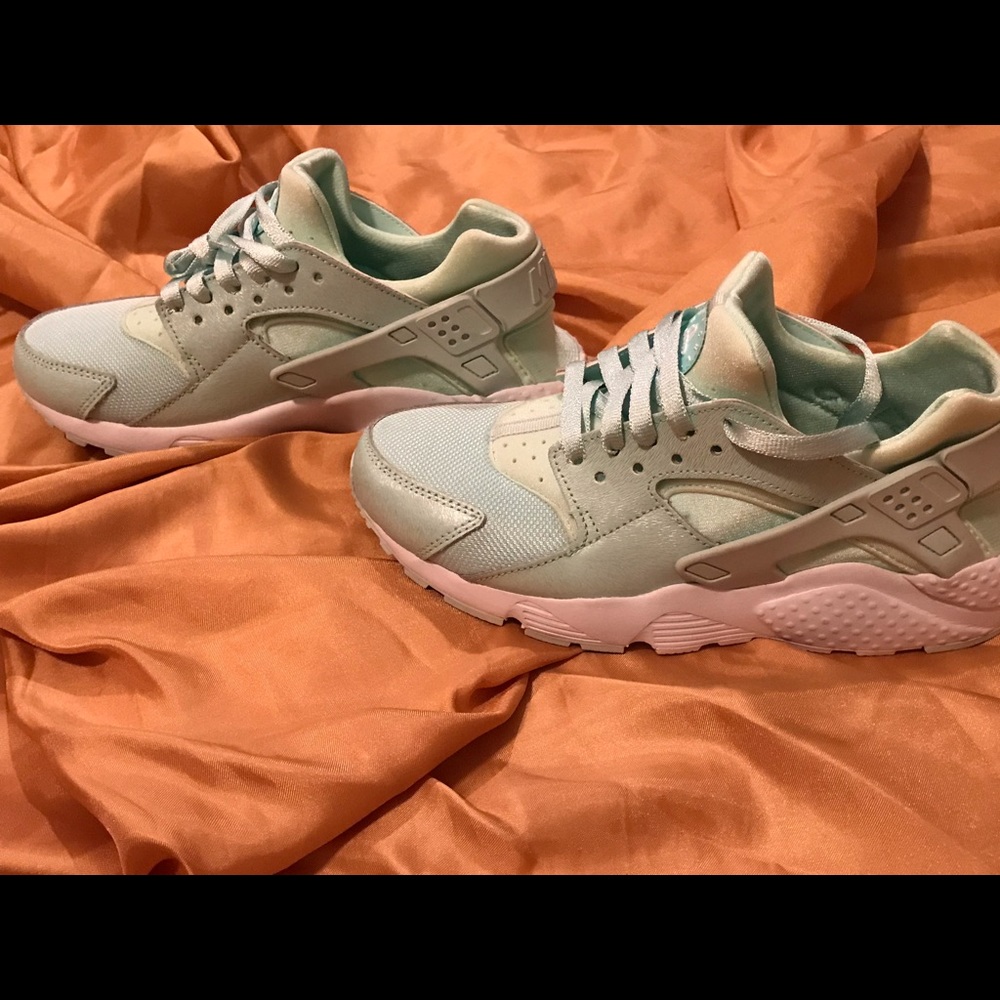 Turquoise Huarache